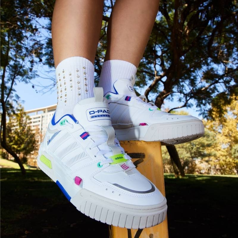 [正品] Adidas Neo D-PAD 時尚鞋低領帶配色方案“白/深藍”