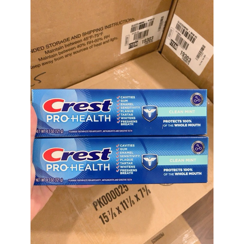 Crest Pro Heath 8 合 1 牙膏
