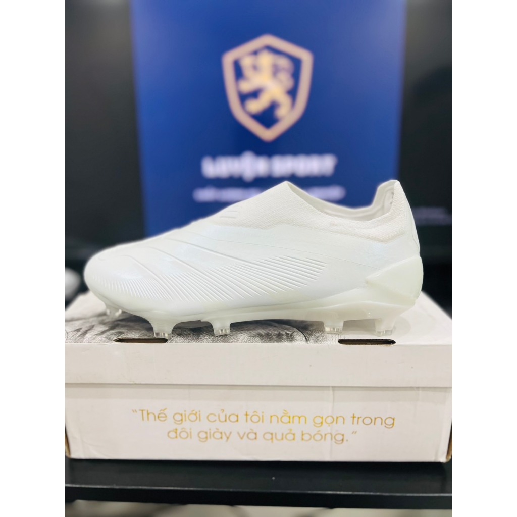 Predator 2024 Football Boots Predstrike Elite 無鞋帶無線 FG 膠水終身鞋