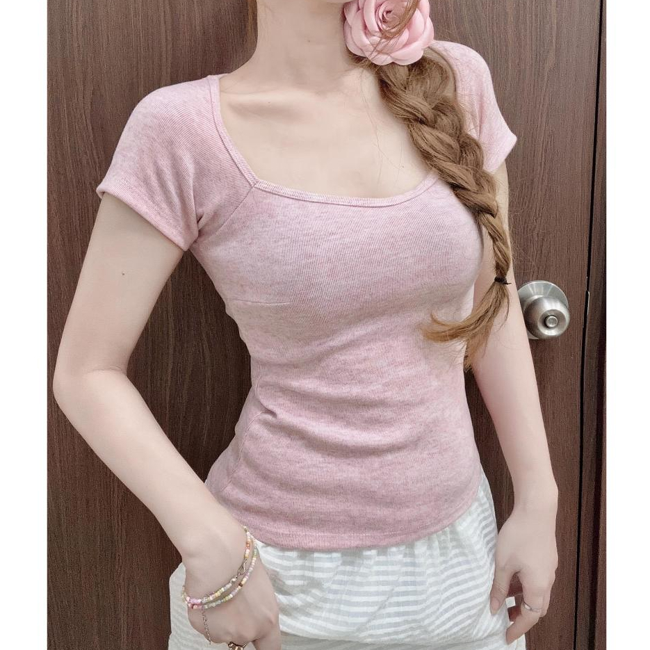 [新版本] 修身涼爽材料的方領 T 恤-BUN222