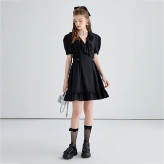 Vega Chang 黑色裙子尺寸 S newtag 正品(腰圍超過 74 厘米)