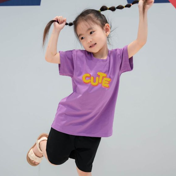 女嬰衣服(t 恤 + 短褲)棉質 t 恤帶可愛字母 - 一套女孩體重 15-40 公斤 - Loza Kids SB35