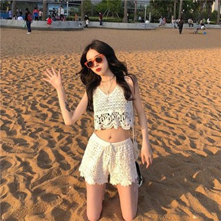 性感比基尼和蕾絲沙灘上衣套裝由柔軟蕾絲製成,由可愛的米色和白色圖案製成,適合奢華旅行 - RUBY