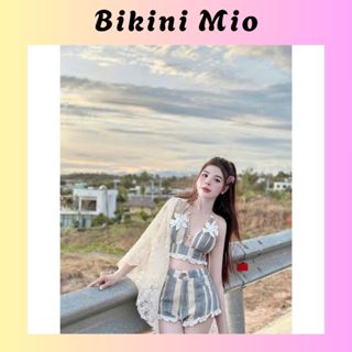 Mio 比基尼沙灘裝套裝 3 件套超可愛碎花裝飾上衣短褲配美麗長蕾絲圍巾