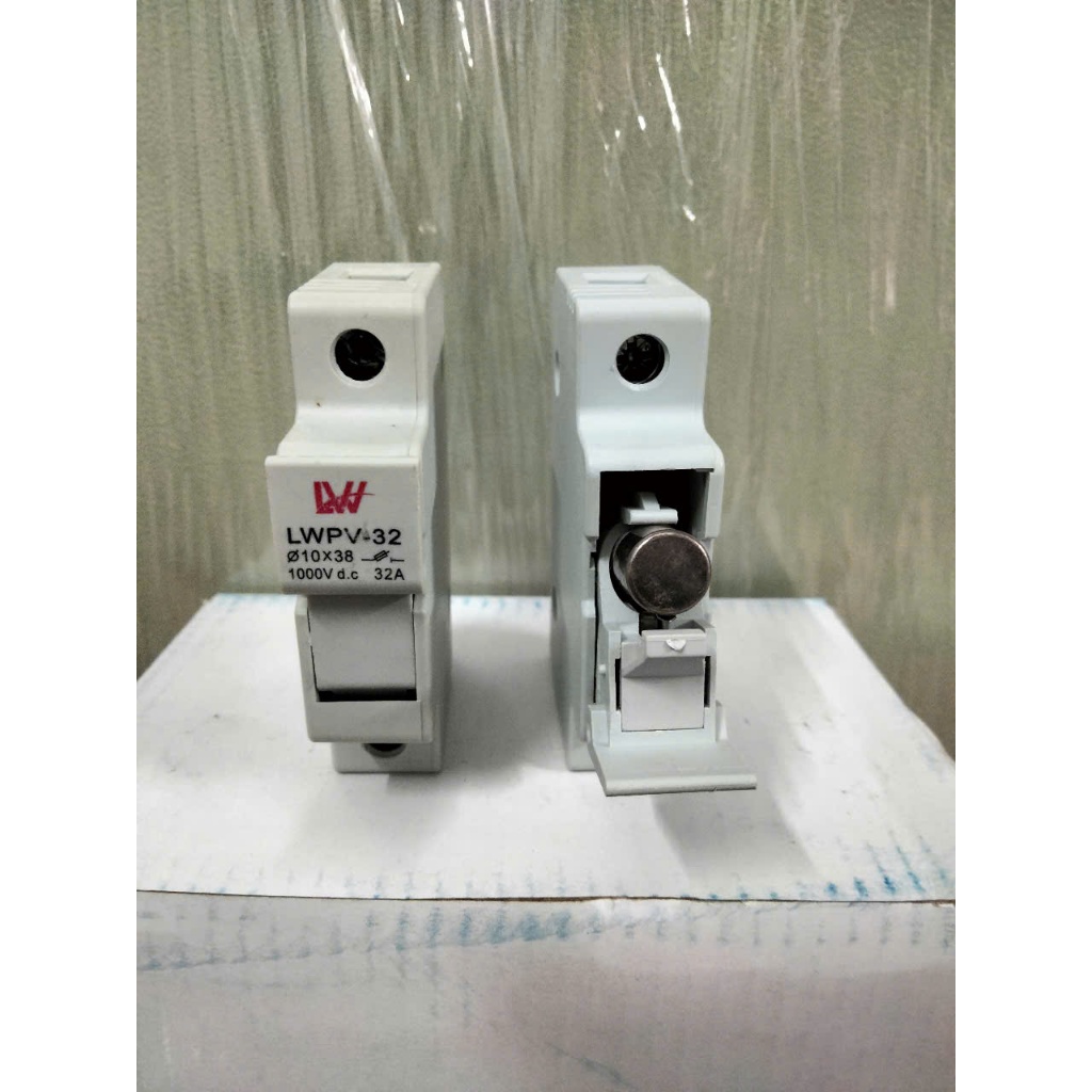 太陽能專用 1000V 30A 直流保險絲