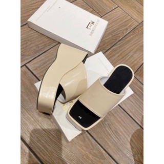 ️ Hotttren 女士交叉帶船涼鞋,材質;真皮,10p 高模壓鞋底