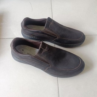Clarks Pro 打蠟牛皮鞋 42 碼柔軟舒適